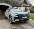 Серый Ауди Q4 e-tron, объемом двигателя 0 л и пробегом 2 тыс. км за 38200 $, фото 1 на Automoto.ua