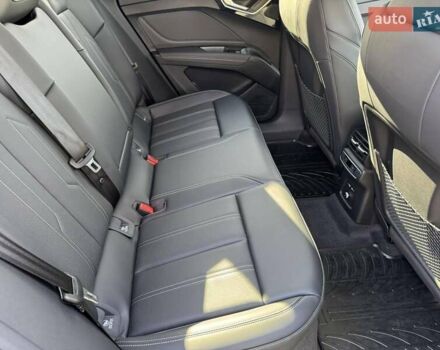 Ауді Q4 e-tron 2024 у Києві на Automoto.ua Сірий Ауді Q4 e-tron, об'ємом двигуна 0 л та пробігом 3 тис. км за 31500 $, фото 6 на Automoto.ua