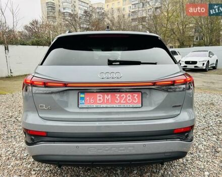 Сірий Ауді Q4 e-tron, об'ємом двигуна 0 л та пробігом 5 тис. км за 39999 $, фото 18 на Automoto.ua