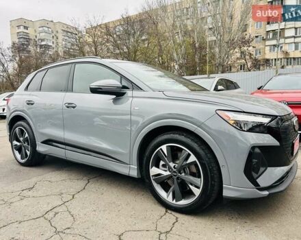 Сірий Ауді Q4 e-tron, об'ємом двигуна 0 л та пробігом 5 тис. км за 39999 $, фото 9 на Automoto.ua