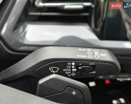 Сірий Ауді Q4 e-tron, об'ємом двигуна 0 л та пробігом 1 тис. км за 32599 $, фото 22 на Automoto.ua