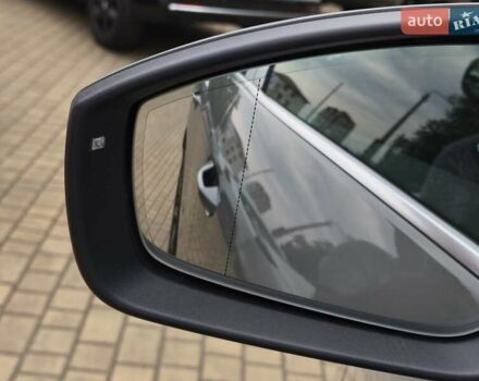 Сірий Ауді Q4 e-tron, об'ємом двигуна 0 л та пробігом 1 тис. км за 32599 $, фото 12 на Automoto.ua