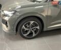 Серый Ауди Q4 e-tron, объемом двигателя 0 л и пробегом 1 тыс. км за 32599 $, фото 2 на Automoto.ua