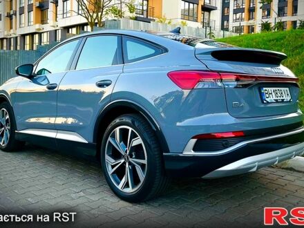Ауди Q4 e-tron 2022 в Одессе на Automoto.ua Серый Ауди Q4 e-tron, объемом двигателя 0 л и пробегом 34 тыс. км за 39500 $, фото 1 на Automoto.ua