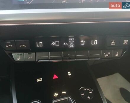 Синий Ауди Q4 e-tron, объемом двигателя 0 л и пробегом 85 тыс. км за 21850 $, фото 36 на Automoto.ua