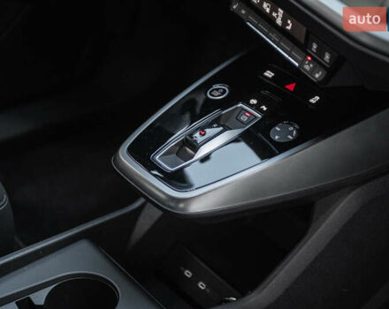 Синій Ауді Q4 e-tron, об'ємом двигуна 0 л та пробігом 47 тис. км за 26400 $, фото 23 на Automoto.ua