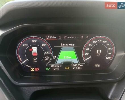 Синий Ауди Q4 e-tron, объемом двигателя 0 л и пробегом 85 тыс. км за 21850 $, фото 11 на Automoto.ua