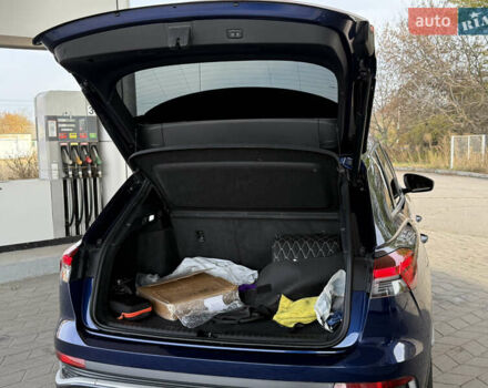 Синий Ауди Q4 e-tron, объемом двигателя 0 л и пробегом 86 тыс. км за 26500 $, фото 9 на Automoto.ua