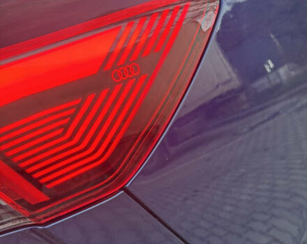 Синий Ауди Q4 e-tron, объемом двигателя 0 л и пробегом 76 тыс. км за 26800 $, фото 10 на Automoto.ua