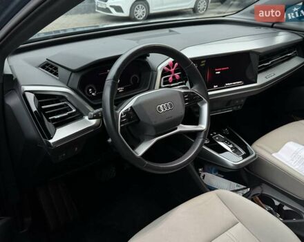 Синій Ауді Q4 e-tron, об'ємом двигуна 0 л та пробігом 38 тис. км за 33900 $, фото 9 на Automoto.ua