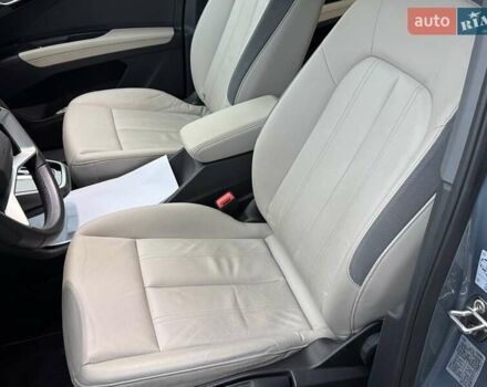 Синій Ауді Q4 e-tron, об'ємом двигуна 0 л та пробігом 38 тис. км за 33900 $, фото 18 на Automoto.ua
