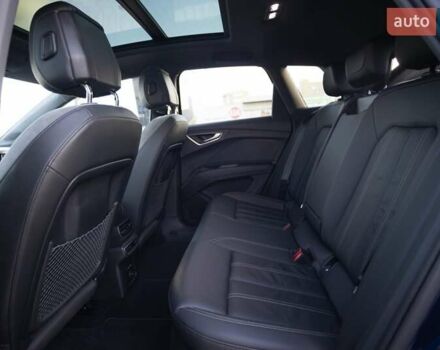 Синій Ауді Q4 e-tron, об'ємом двигуна 0 л та пробігом 63 тис. км за 43000 $, фото 8 на Automoto.ua