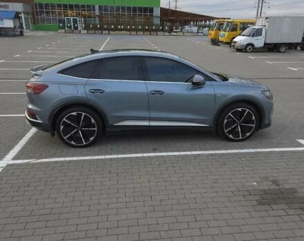 Синий Ауди Q4 e-tron, объемом двигателя 0 л и пробегом 27 тыс. км за 49000 $, фото 6 на Automoto.ua