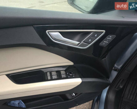 Синій Ауді Q4 e-tron, об'ємом двигуна 0 л та пробігом 59 тис. км за 26590 $, фото 10 на Automoto.ua