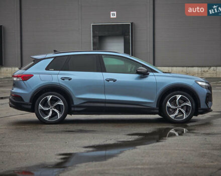 Синій Ауді Q4 e-tron, об'ємом двигуна 0 л та пробігом 59 тис. км за 26590 $, фото 4 на Automoto.ua