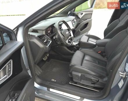 Синий Ауди Q4 e-tron, объемом двигателя 0 л и пробегом 27 тыс. км за 49000 $, фото 19 на Automoto.ua