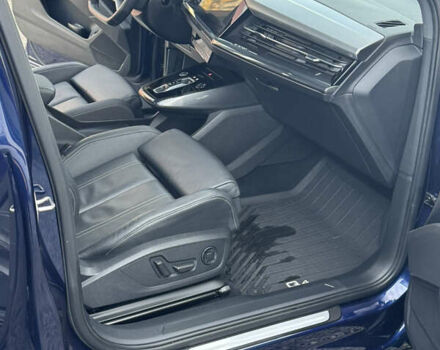 Синий Ауди Q4 e-tron, объемом двигателя 0 л и пробегом 76 тыс. км за 26800 $, фото 27 на Automoto.ua