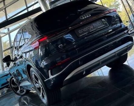 Синий Ауди Q4 e-tron, объемом двигателя 0 л и пробегом 23 тыс. км за 31500 $, фото 4 на Automoto.ua