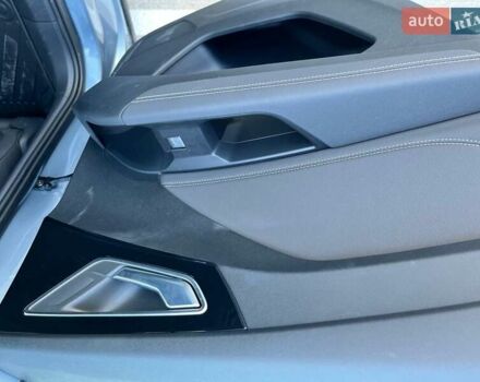 Синий Ауди Q4 e-tron, объемом двигателя 0 л и пробегом 10 тыс. км за 27900 $, фото 23 на Automoto.ua