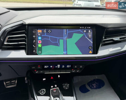 Синий Ауди Q4 e-tron, объемом двигателя 0 л и пробегом 18 тыс. км за 33000 $, фото 16 на Automoto.ua