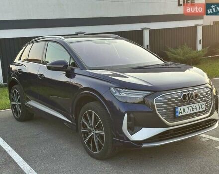 Синий Ауди Q4 e-tron, объемом двигателя 0 л и пробегом 13 тыс. км за 37300 $, фото 3 на Automoto.ua