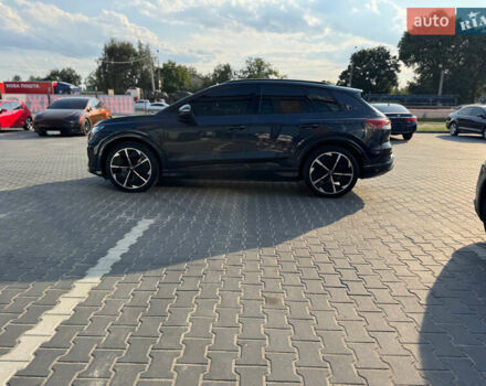 Синий Ауди Q4 e-tron, объемом двигателя 0 л и пробегом 27 тыс. км за 37999 $, фото 10 на Automoto.ua