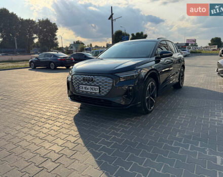 Синий Ауди Q4 e-tron, объемом двигателя 0 л и пробегом 27 тыс. км за 37999 $, фото 4 на Automoto.ua