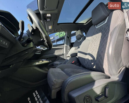Ауди Q4 e-tron 2023 в Киеве на Automoto.ua Синий Ауди Q4 e-tron, объемом двигателя 0 л и пробегом 16 тыс. км за 35200 $, фото 14 на Automoto.ua