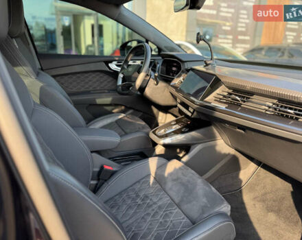 Синий Ауди Q4 e-tron, объемом двигателя 0 л и пробегом 27 тыс. км за 37999 $, фото 18 на Automoto.ua