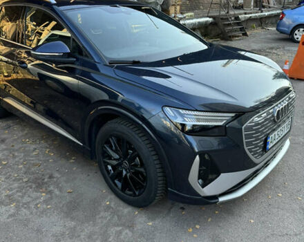 Ауди Q4 e-tron 2023 в Киеве на Automoto.ua Синий Ауди Q4 e-tron, объемом двигателя 0 л и пробегом 27 тыс. км за 42500 $, фото 7 на Automoto.ua