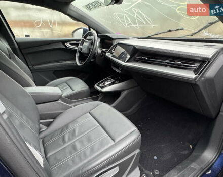 Синий Ауди Q4 e-tron, объемом двигателя 0 л и пробегом 44 тыс. км за 16000 $, фото 7 на Automoto.ua