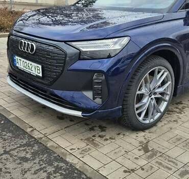 Синий Ауди Q4 e-tron, объемом двигателя 0 л и пробегом 29 тыс. км за 33400 $, фото 25 на Automoto.ua
