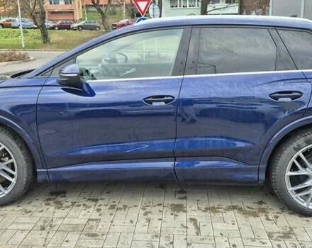 Синий Ауди Q4 e-tron, объемом двигателя 0 л и пробегом 29 тыс. км за 33400 $, фото 19 на Automoto.ua