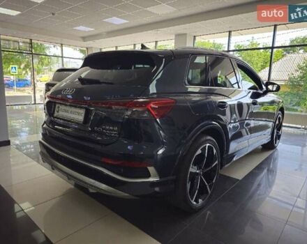 Синий Ауди Q4 e-tron, объемом двигателя 0 л и пробегом 18 тыс. км за 33700 $, фото 4 на Automoto.ua