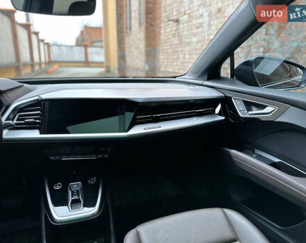 Синий Ауди Q4 e-tron, объемом двигателя 0 л и пробегом 12 тыс. км за 32000 $, фото 69 на Automoto.ua