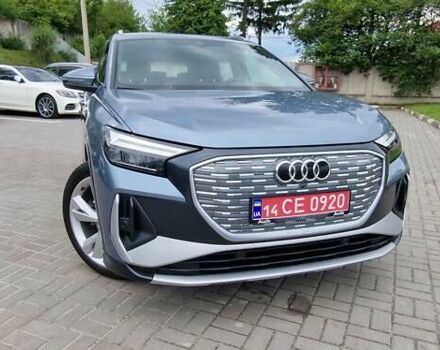 Синий Ауди Q4 e-tron, объемом двигателя 0 л и пробегом 77 тыс. км за 27999 $, фото 60 на Automoto.ua
