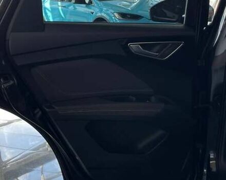 Синий Ауди Q4 e-tron, объемом двигателя 0 л и пробегом 23 тыс. км за 31500 $, фото 24 на Automoto.ua