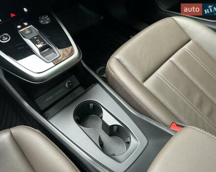 Синий Ауди Q4 e-tron, объемом двигателя 0 л и пробегом 12 тыс. км за 32000 $, фото 60 на Automoto.ua