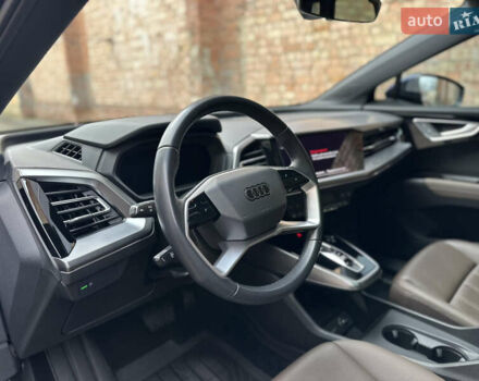 Синий Ауди Q4 e-tron, объемом двигателя 0 л и пробегом 12 тыс. км за 32000 $, фото 27 на Automoto.ua