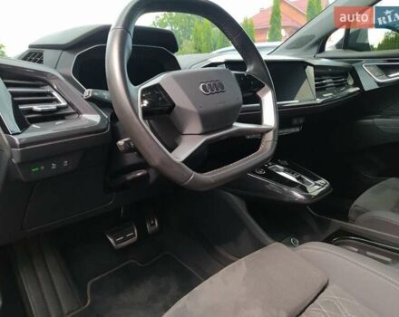 Синий Ауди Q4 e-tron, объемом двигателя 0 л и пробегом 28 тыс. км за 31700 $, фото 10 на Automoto.ua