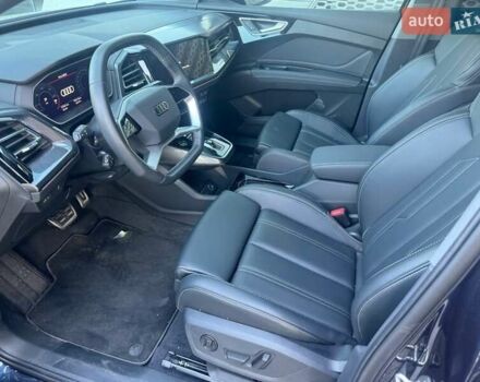 Синий Ауди Q4 e-tron, объемом двигателя 0 л и пробегом 12 тыс. км за 28500 $, фото 6 на Automoto.ua