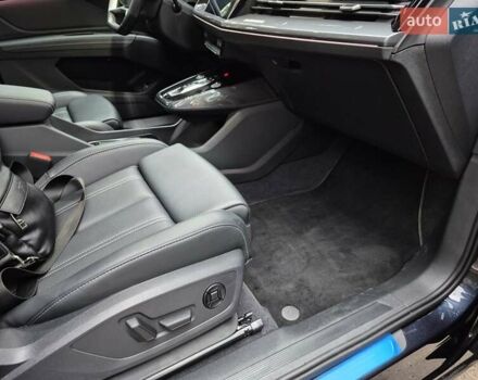 Синий Ауди Q4 e-tron, объемом двигателя 0 л и пробегом 13 тыс. км за 28700 $, фото 14 на Automoto.ua