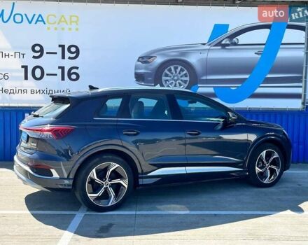 Синий Ауди Q4 e-tron, объемом двигателя 0 л и пробегом 20 тыс. км за 28800 $, фото 7 на Automoto.ua