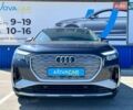 Синий Ауди Q4 e-tron, объемом двигателя 0 л и пробегом 20 тыс. км за 28800 $, фото 2 на Automoto.ua