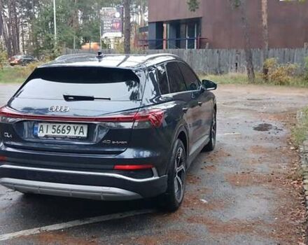 Синий Ауди Q4 e-tron, объемом двигателя 0 л и пробегом 19 тыс. км за 28800 $, фото 3 на Automoto.ua