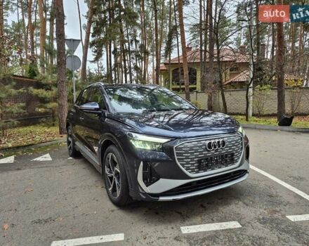 Синий Ауди Q4 e-tron, объемом двигателя 0 л и пробегом 13 тыс. км за 28700 $, фото 4 на Automoto.ua