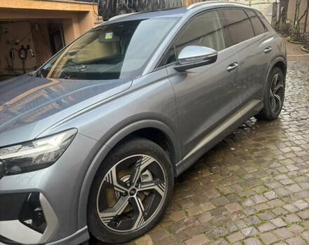 Синий Ауди Q4 e-tron, объемом двигателя 0 л и пробегом 10 тыс. км за 32500 $, фото 13 на Automoto.ua