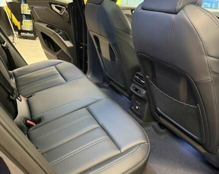 Синий Ауди Q4 e-tron, объемом двигателя 0 л и пробегом 1 тыс. км за 34000 $, фото 10 на Automoto.ua