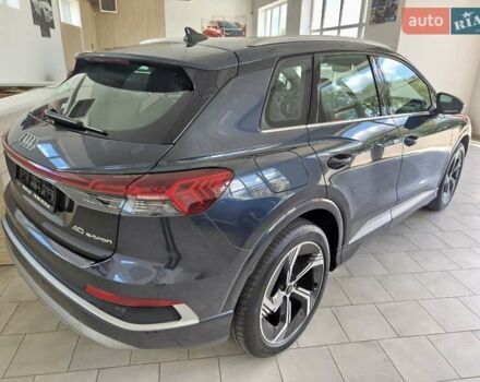 Синий Ауди Q4 e-tron, объемом двигателя 0 л и пробегом 1 тыс. км за 32600 $, фото 4 на Automoto.ua