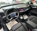 Синий Ауди Q4 e-tron, объемом двигателя 0 л и пробегом 1 тыс. км за 32599 $, фото 15 на Automoto.ua